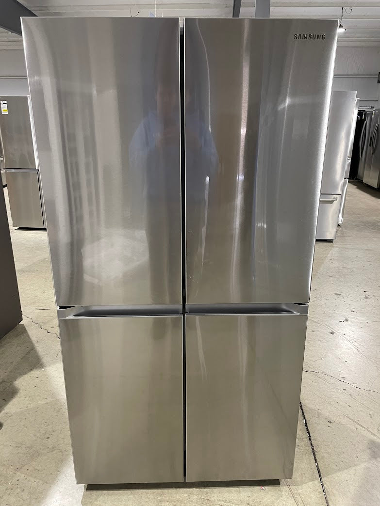 Samsung	RF23B7671SR 23 cu. ft. 4-Door Flex French Door Counter Depth Refrigerator