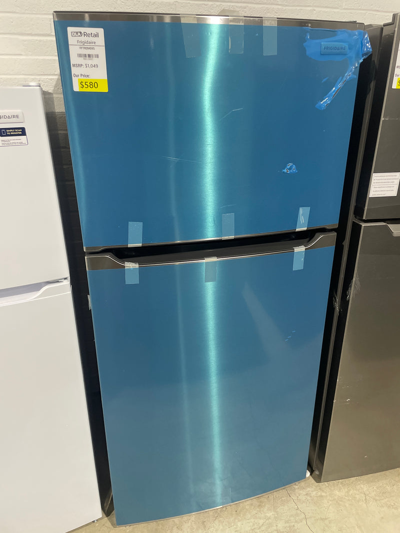 Frigidaire FFTR2045VS 30 Inch Top Freezer Refrigerator