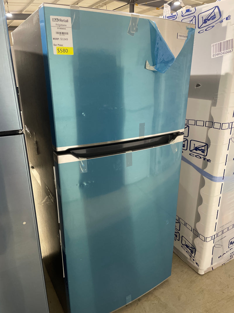 Frigidaire FFTR2045VS 30 Inch Top Freezer Refrigerator