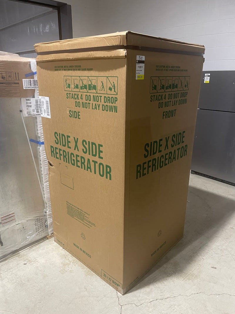 GE GSS25GYPFS 25.3 cu. ft. Side by Side Refrigerator