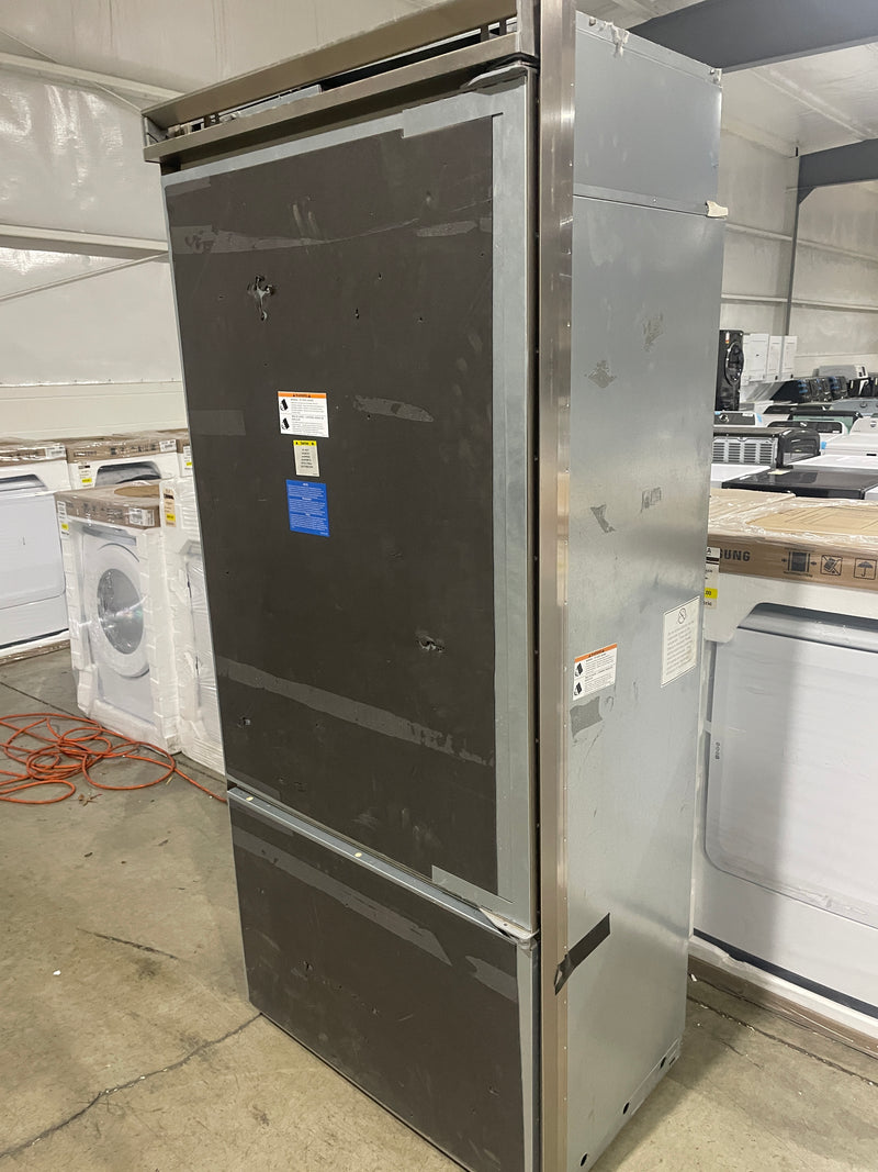 Viking FDBB5363ER 36 Inch Built-In Bottom-Freezer Refrigerator Panel Ready