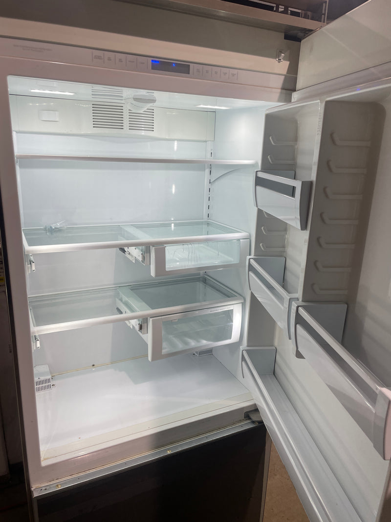 Viking FDBB5363ER 36 Inch Built-In Bottom-Freezer Refrigerator Panel Ready