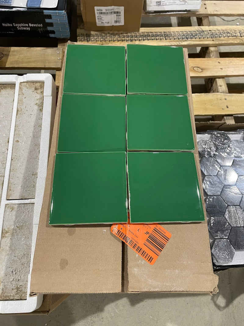 ($2.95/sqft) Daltile 4.25x4.25in. Glazed Ceramic Wall Tile in Restore Green