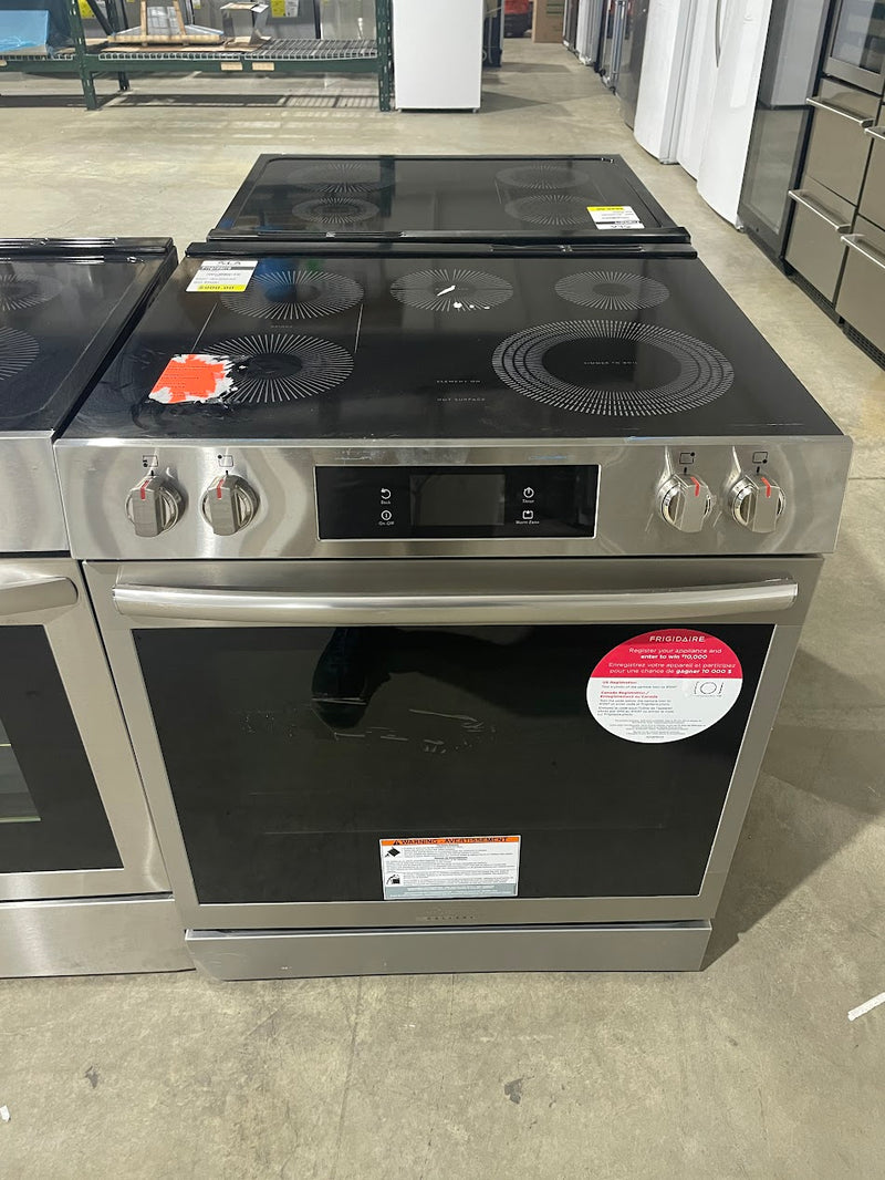 Frigidaire Gallery GCFE3060BF 6.2 cu. ft. Freestanding Electric Convection Range