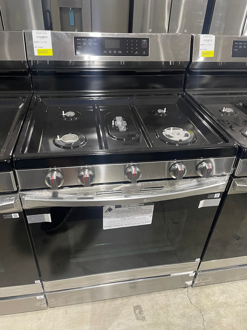 Samsung NX60A6511SS Freestanding Gas Smart Range